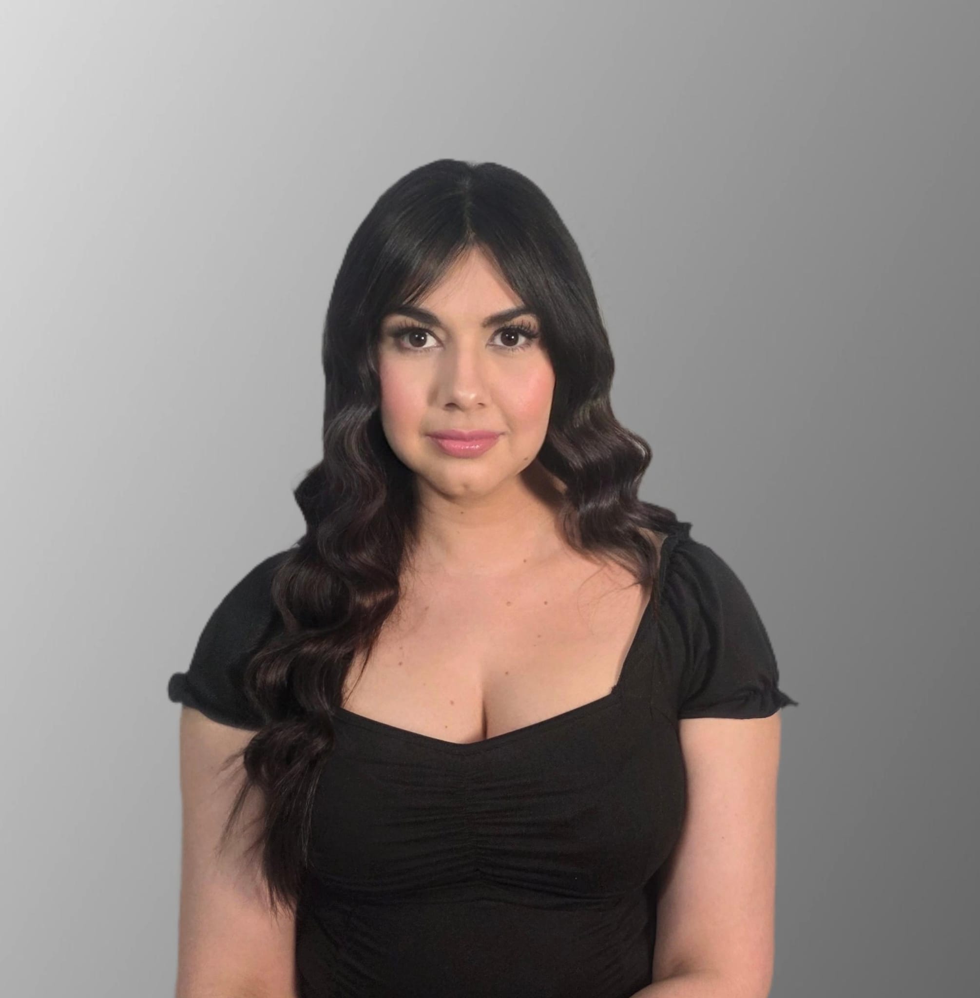 La autora Claren Núñez